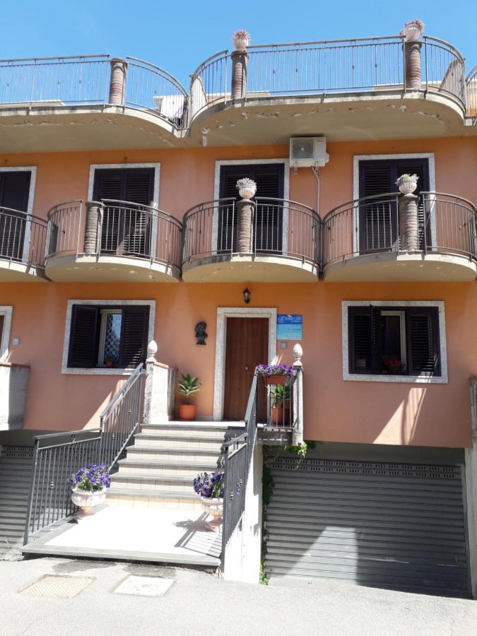 지아르디니낙소스 Profumo Di Mare B&B 외부 사진